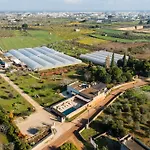 Masseria Lovetere - Salento Selection לינה וארוחת בוקר 3*