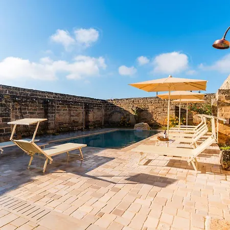 Masseria Lovetere - Salento Selection לינה וארוחת בוקר 3*